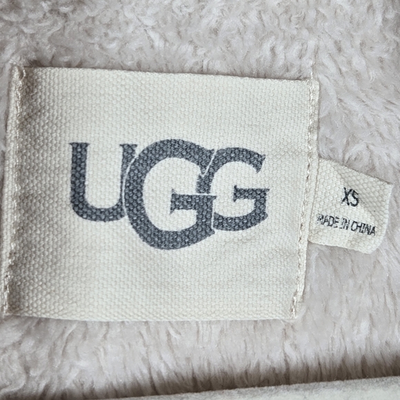 UGG Women's Cream Robe - Picture 2 of 16